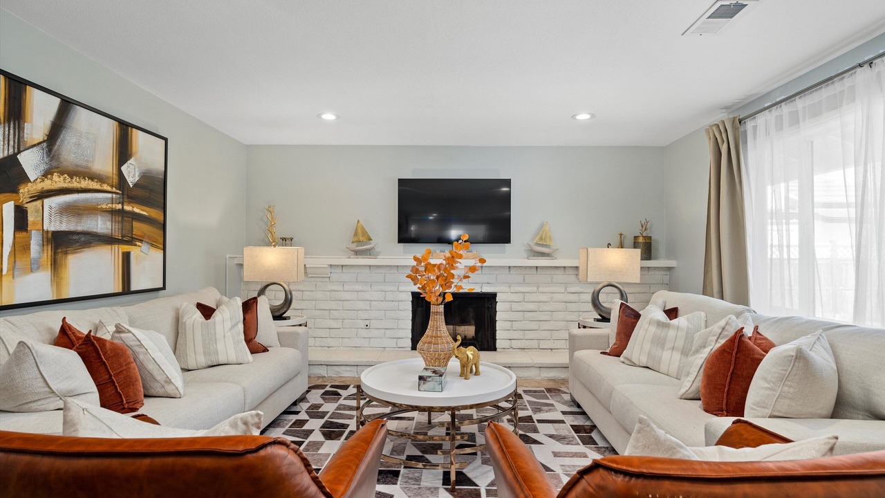 Photo of Livingroom in Cypress