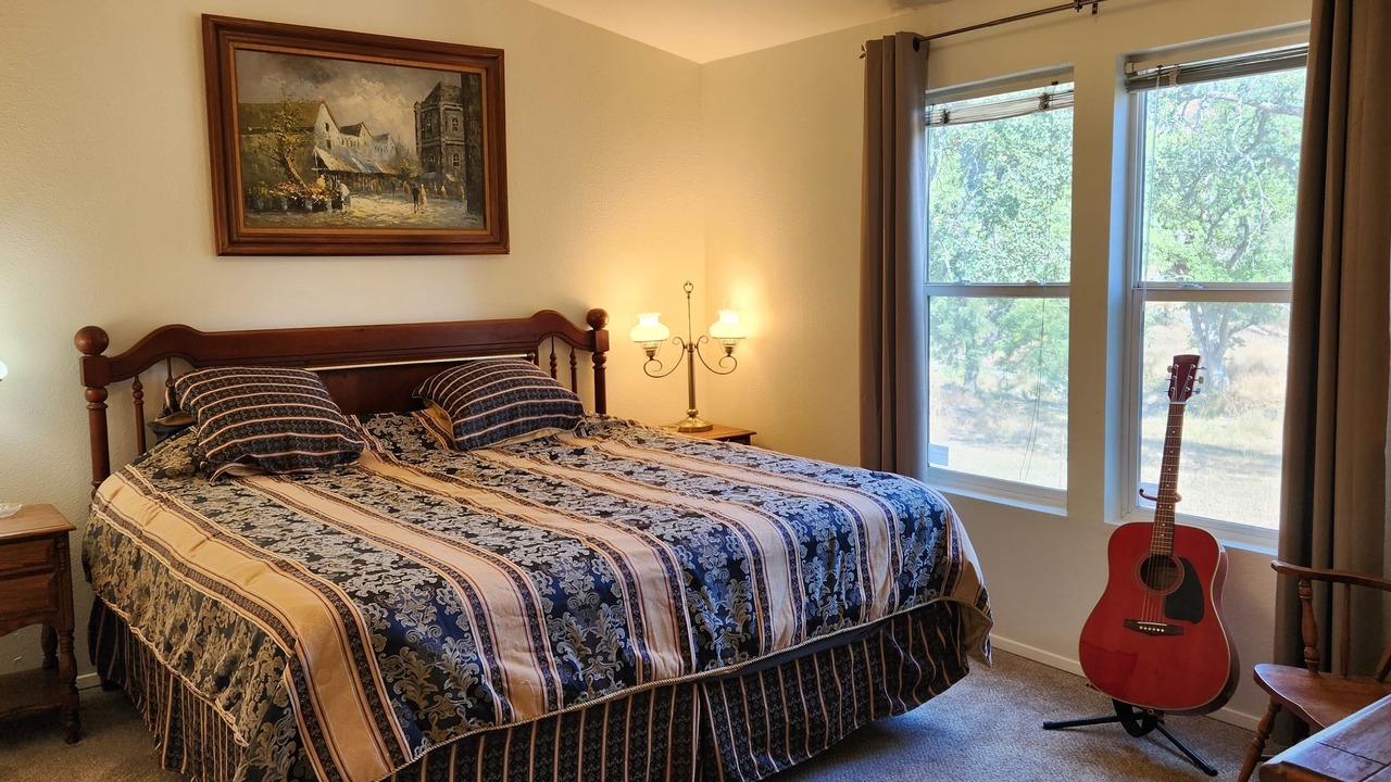 Photo of Bedroom in Mariposa