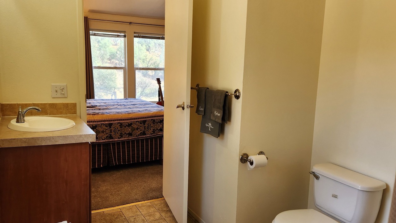 Photo of Bathroom in Mariposa