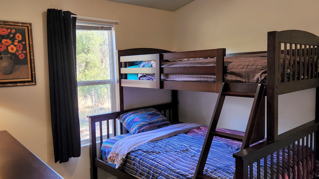 Photo of Bedroom in Mariposa