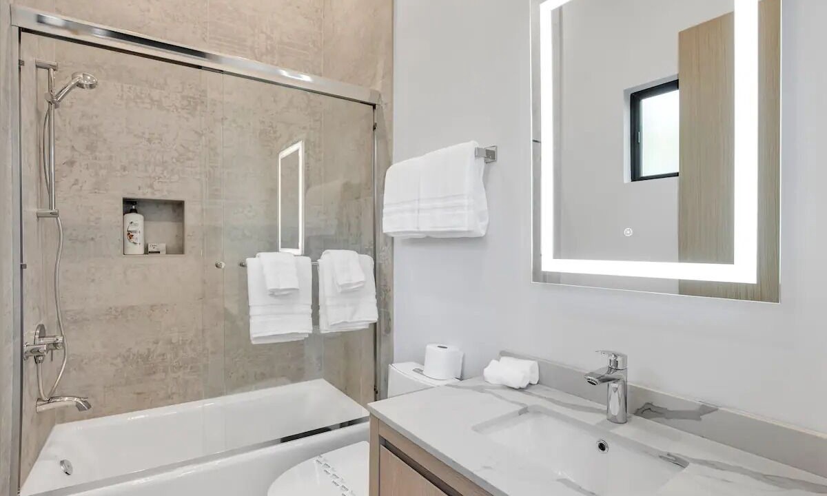 Photo of Bathroom in Glendale