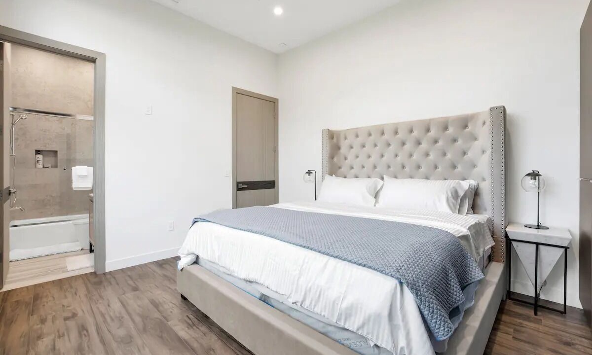 Photo of Bedroom in Glendale