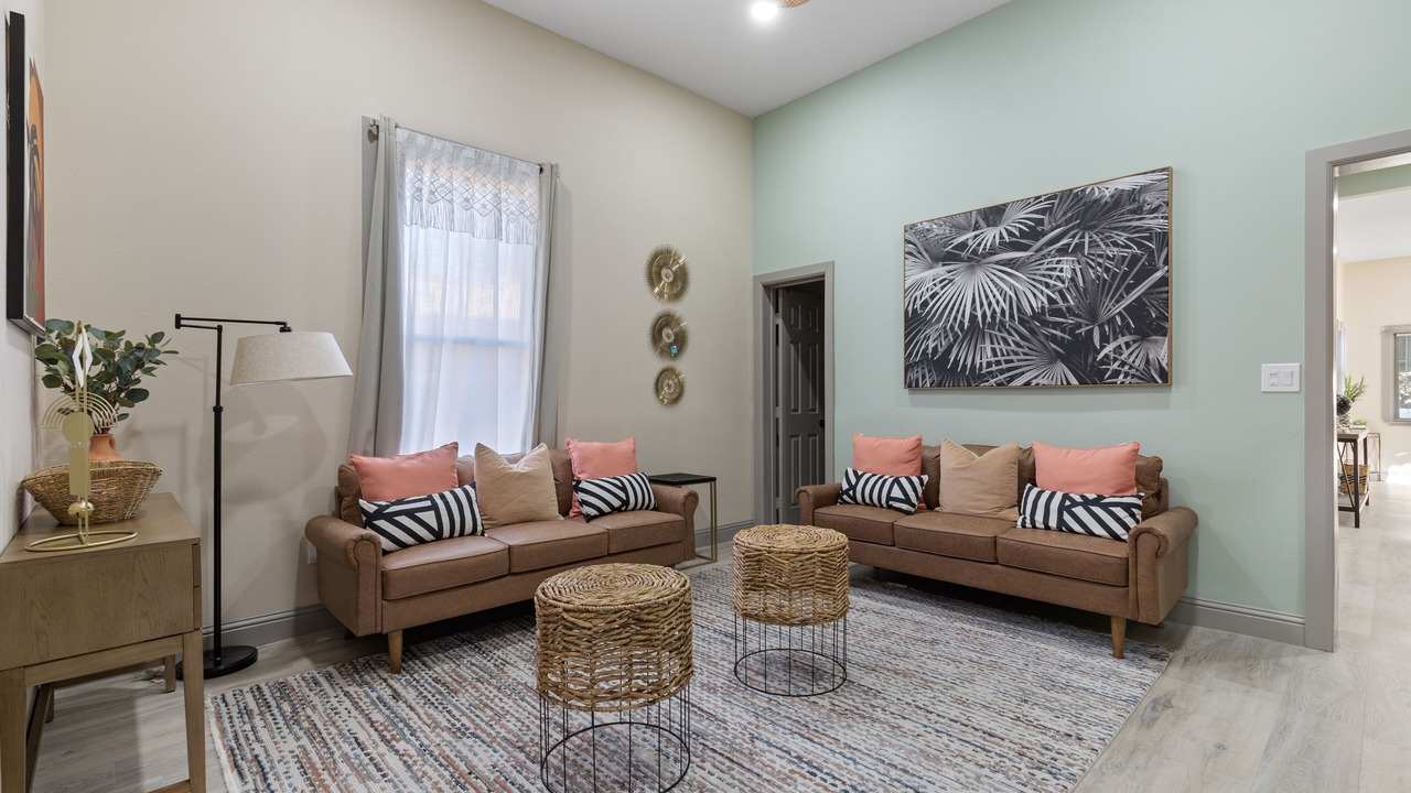 Photo of Livingroom in Downtown Riverside