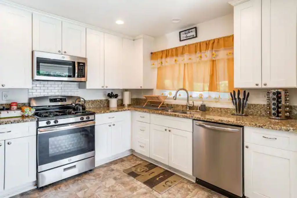Photo of Kitchen in San Bernardino