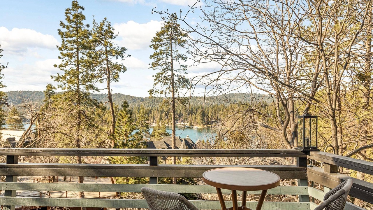 Photo of Outdoor in Lake Arrowhead
