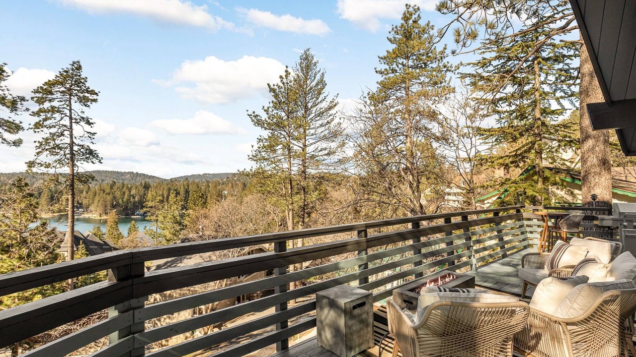 Photo of Outdoor in Lake Arrowhead
