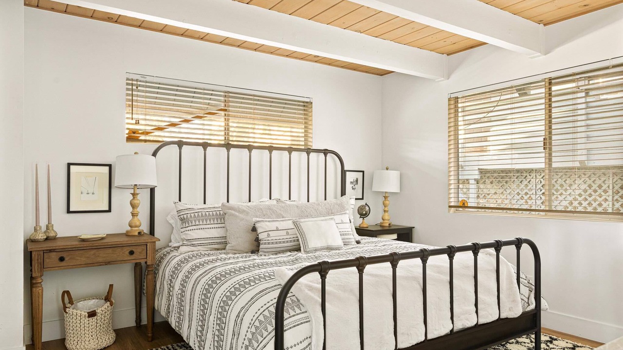 Photo of Bedroom in Lake Arrowhead