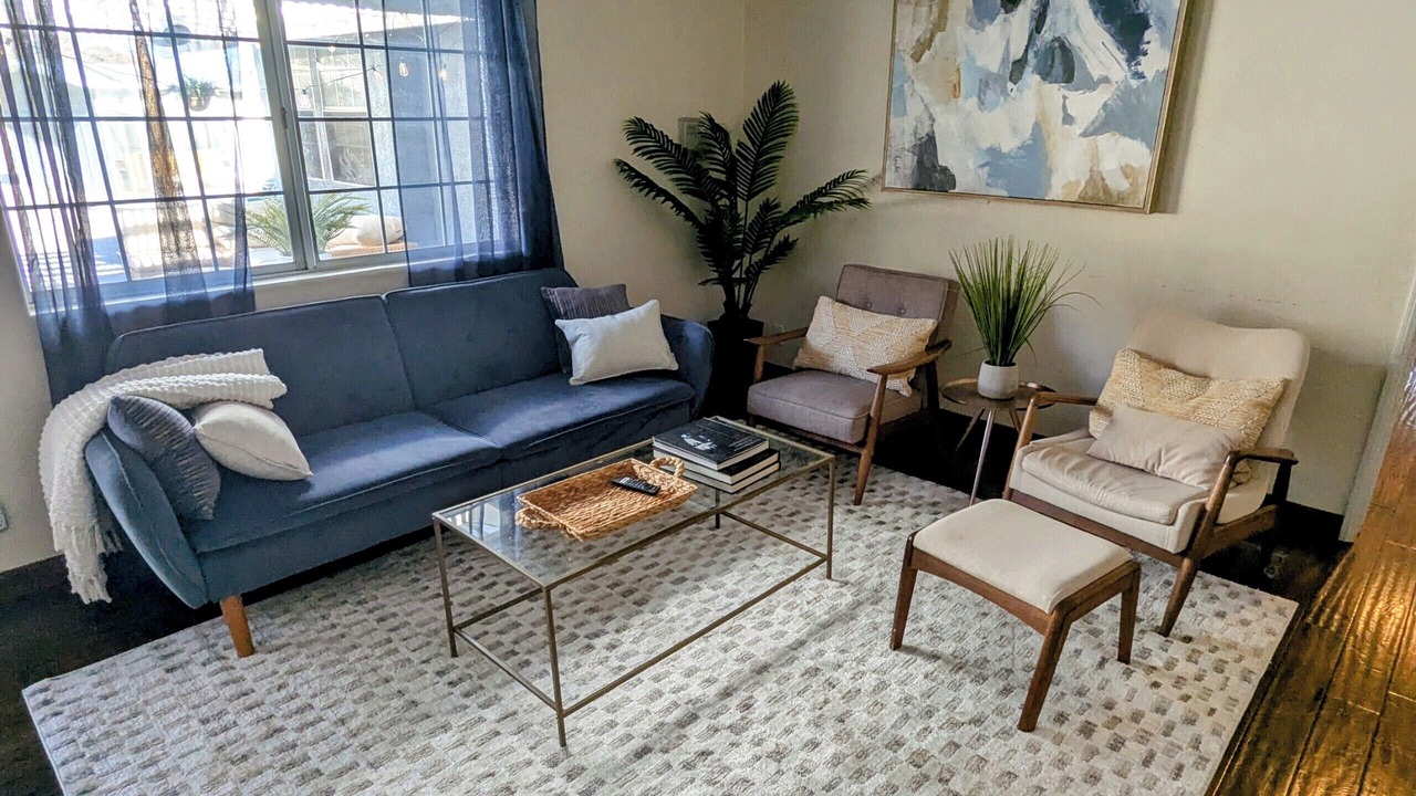 Photo of Livingroom in Agua Dulce