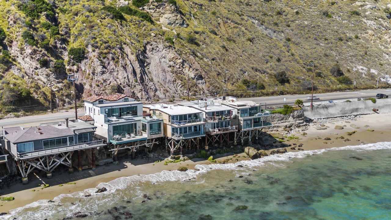 Photo of Others in Eastern Malibu