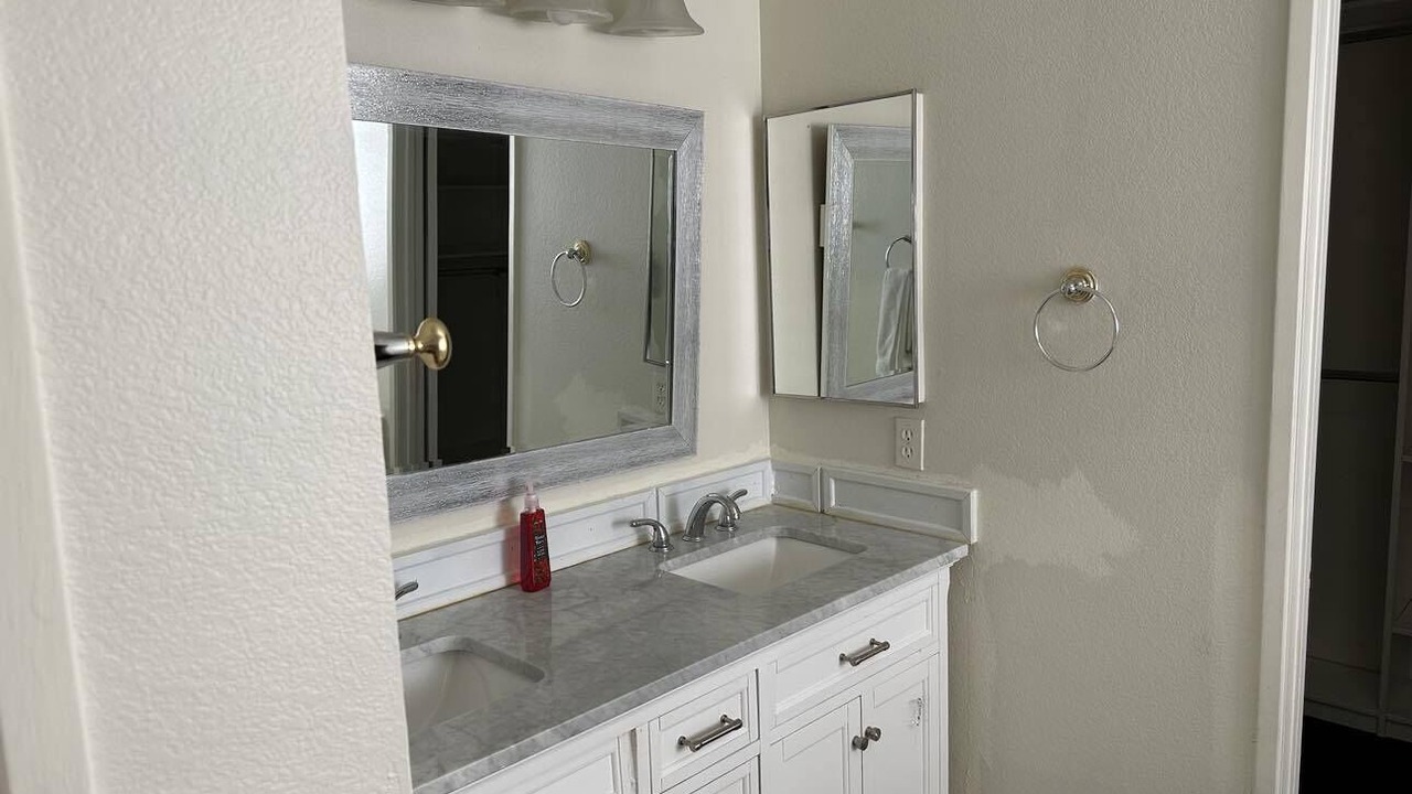 Photo of Bathroom in Southridge Village