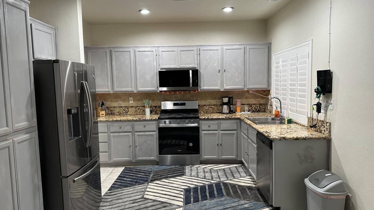 Photo of Kitchen in Southridge Village