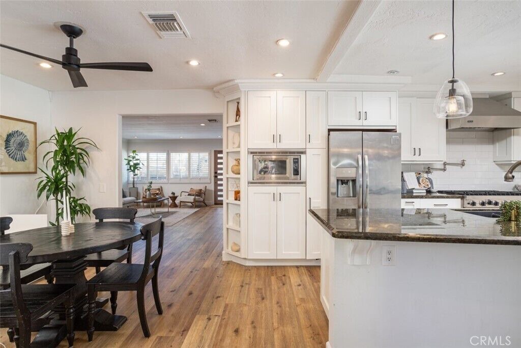 Photo of Bedroom in East Side Costa Mesa