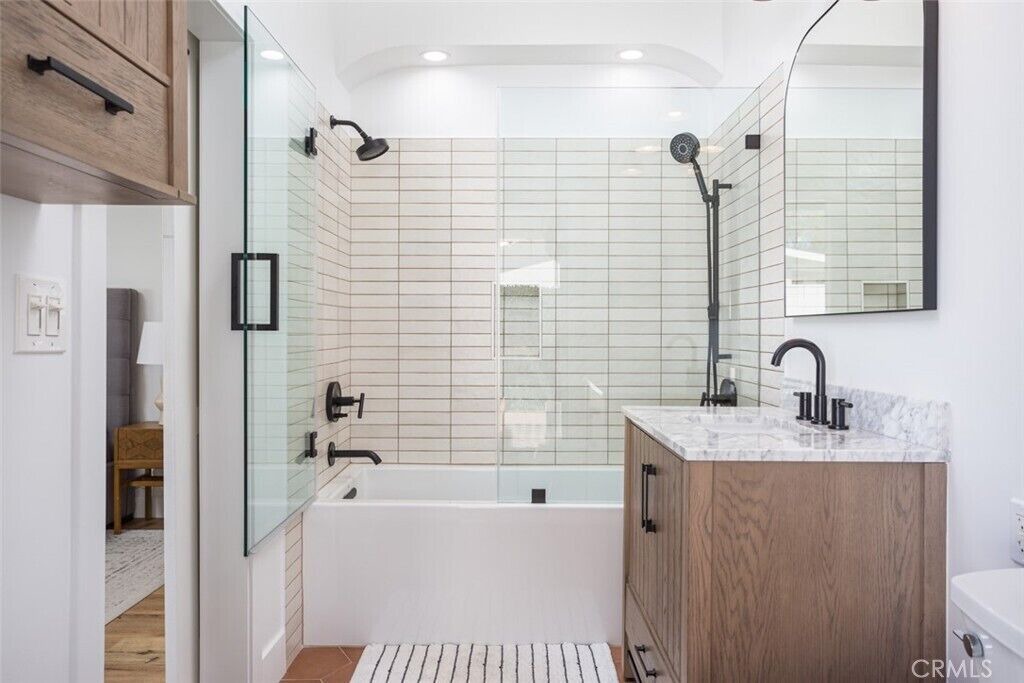 Photo of Bathroom in East Side Costa Mesa