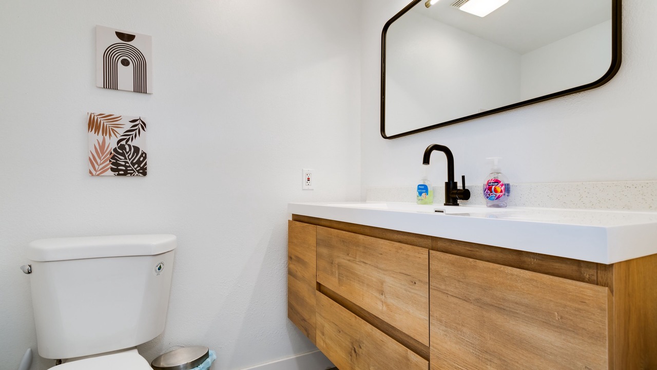 Photo of Bathroom in Charter Oak