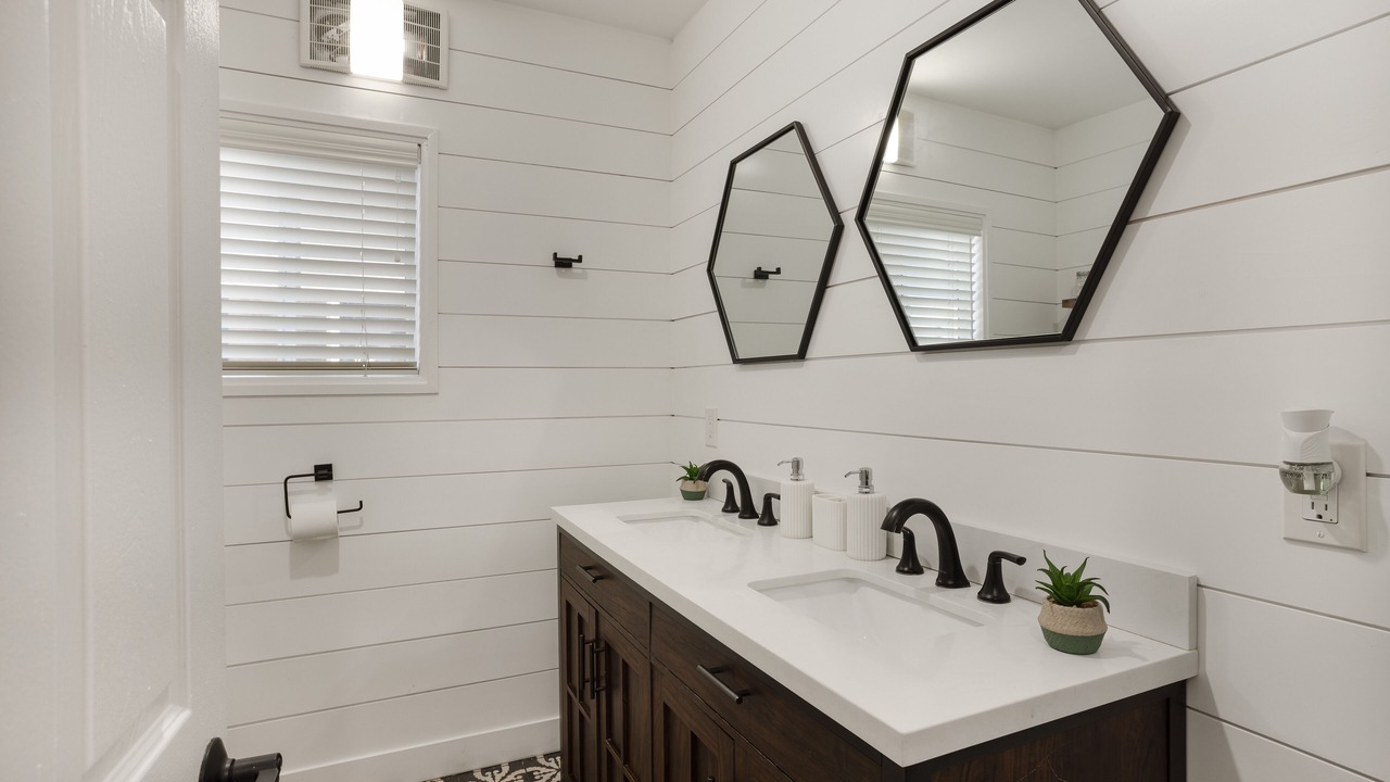 Photo of Bathroom in Hawthorne