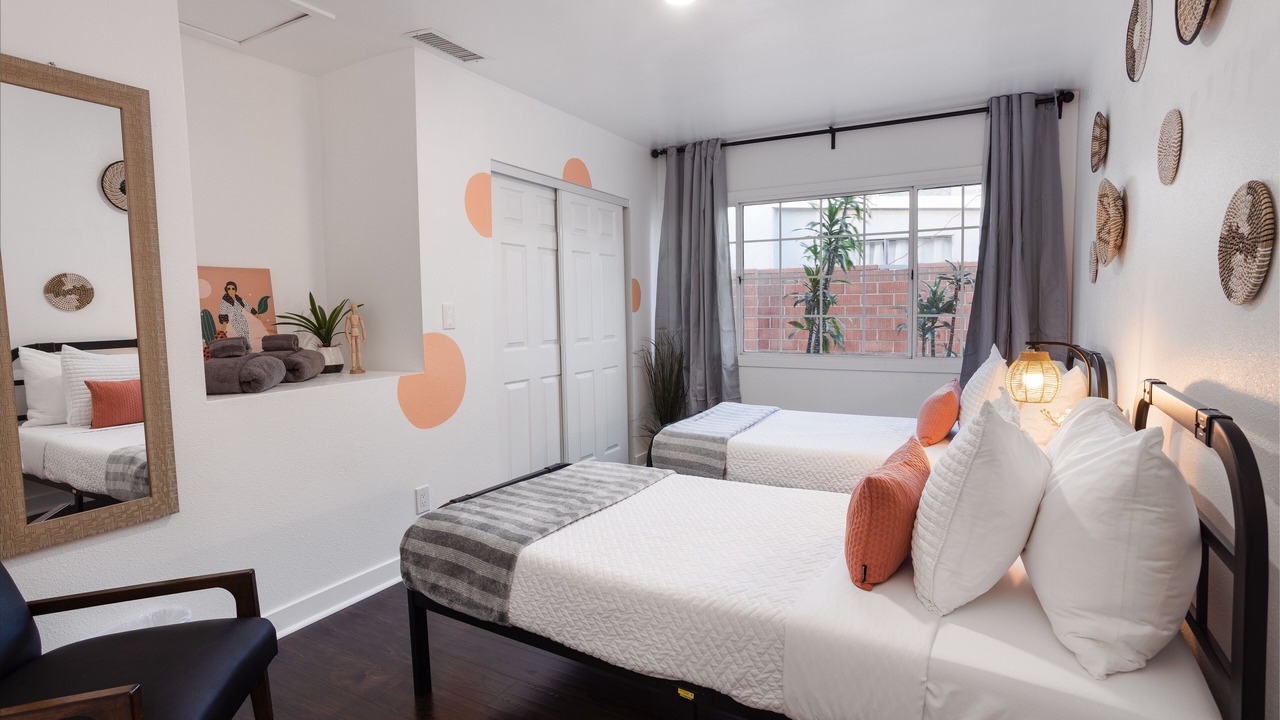 Photo of Bedroom in Hawthorne