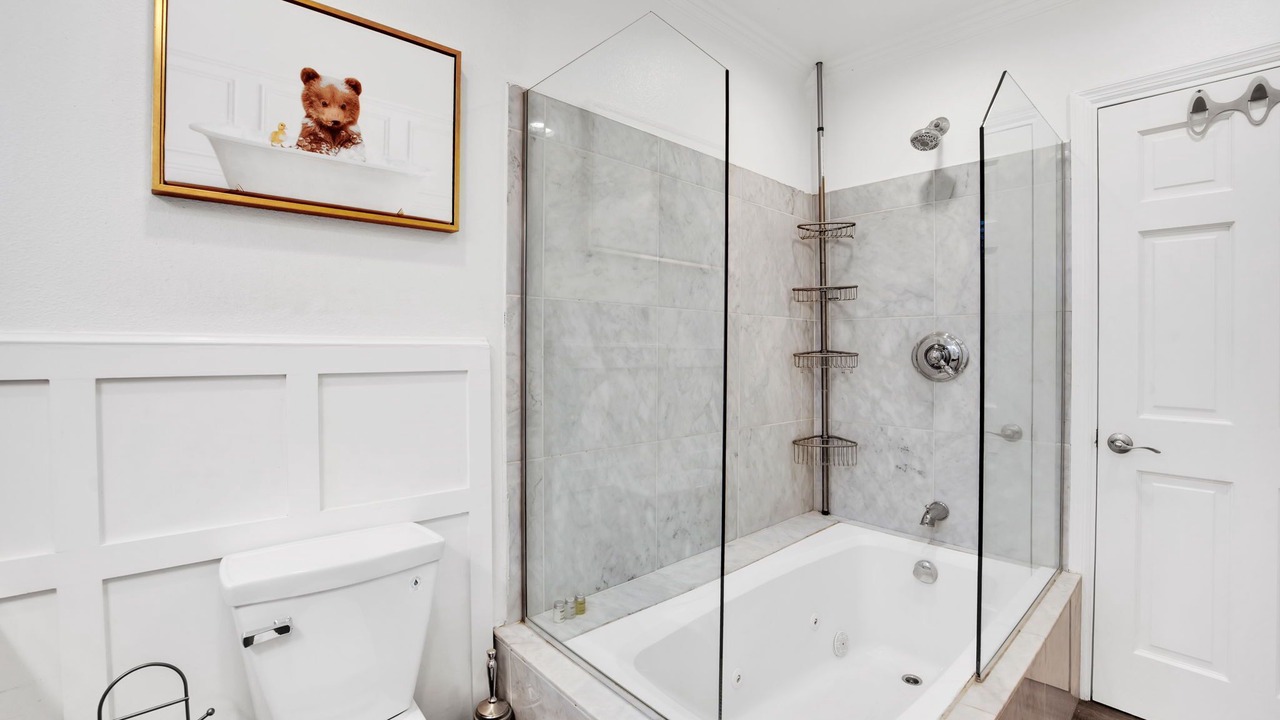 Photo of Bathroom in Northridge