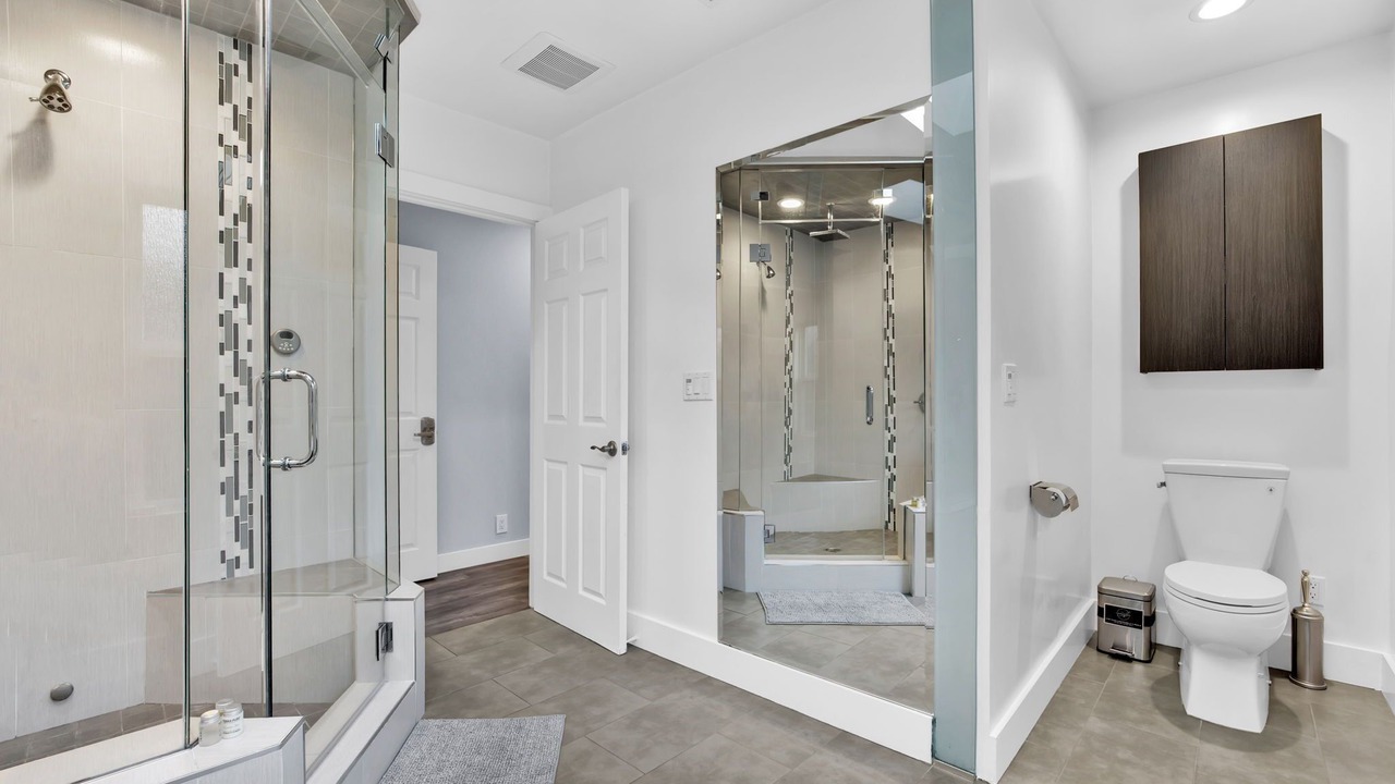 Photo of Bathroom in Northridge
