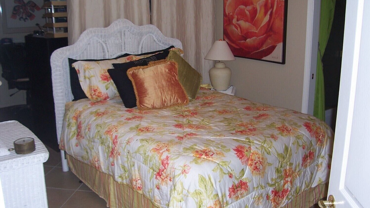 Photo of Bedroom in Desert Palms