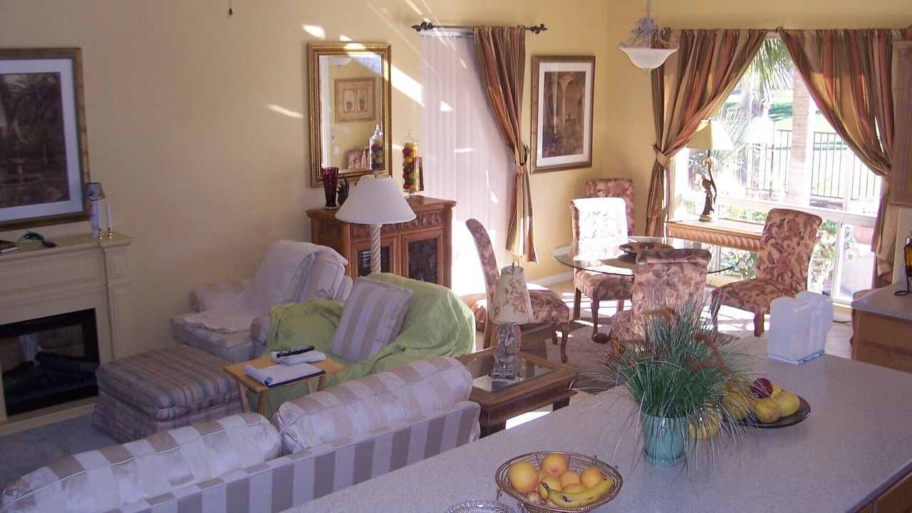 Photo of Livingroom in Desert Palms