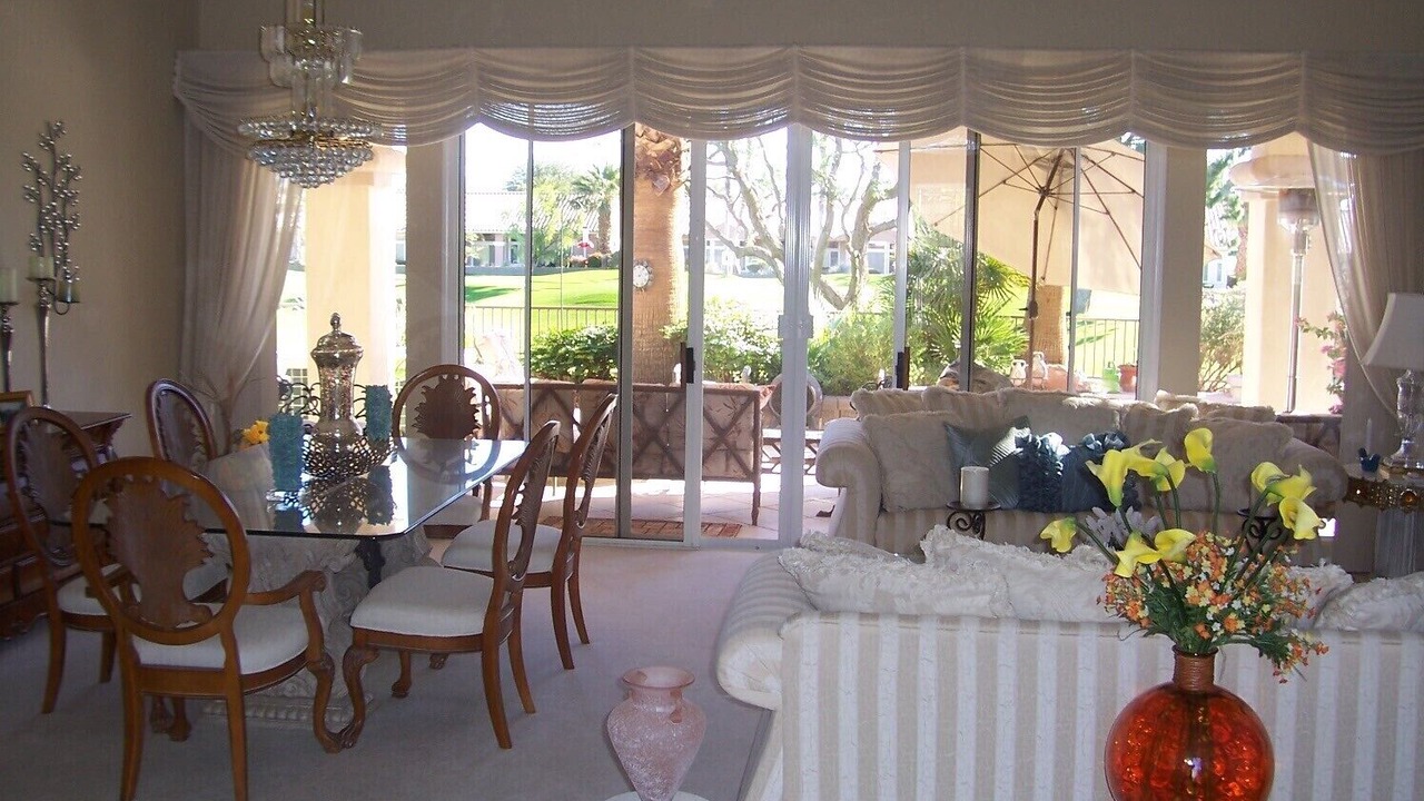 Photo of Livingroom in Desert Palms