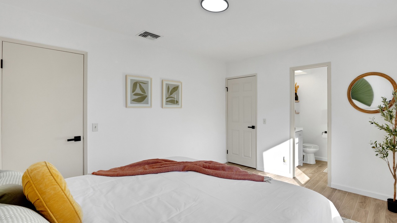 Photo of Bedroom in Azusa