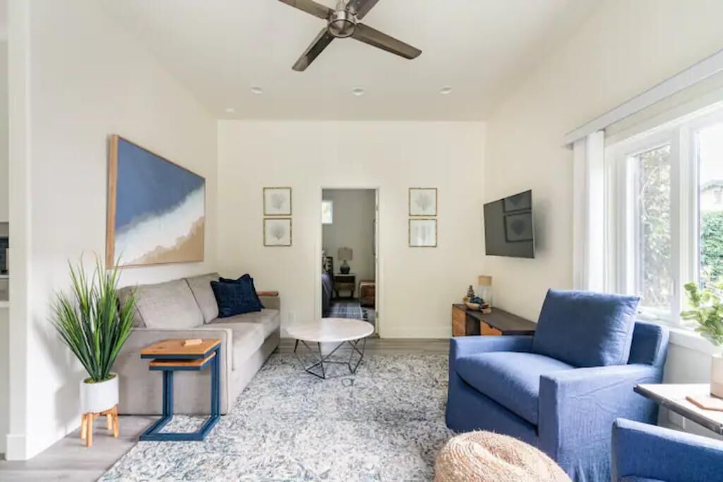 Photo of Livingroom in East San Roque