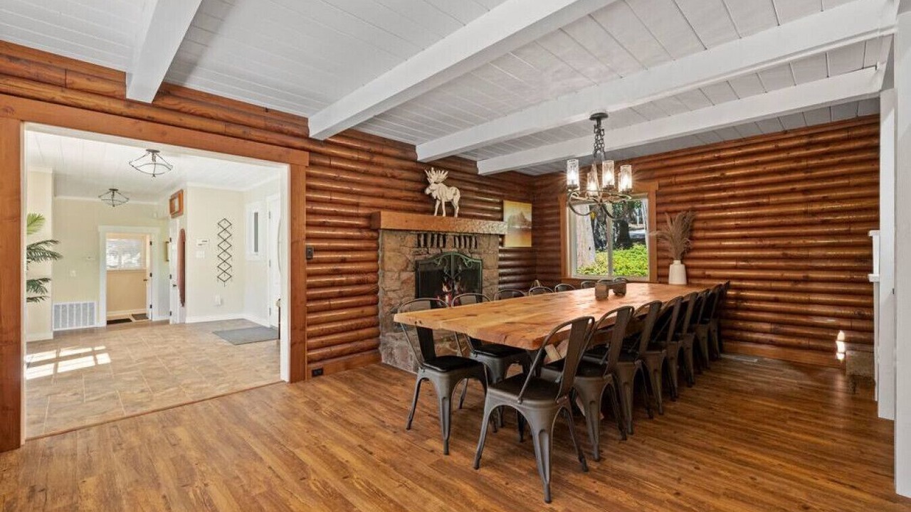 Photo of Livingroom in Twain Harte