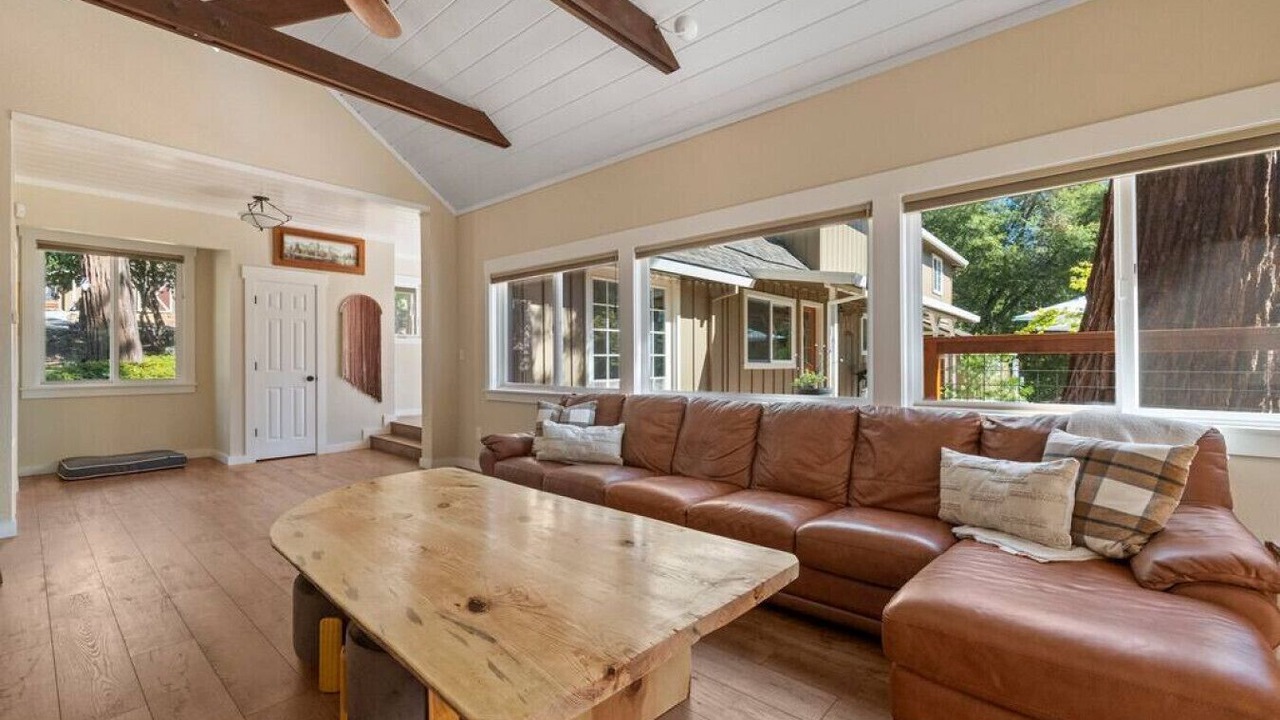 Photo of Livingroom in Twain Harte