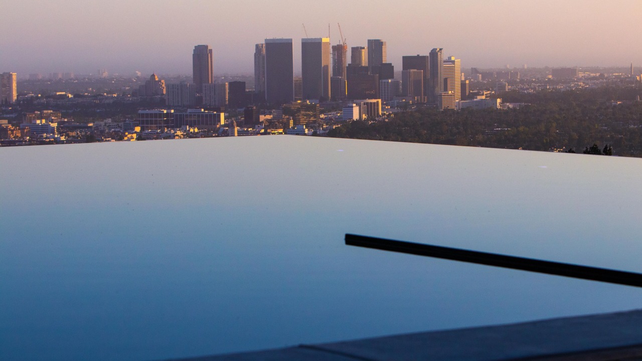 Photo of Outdoor in Hollywood Hills West