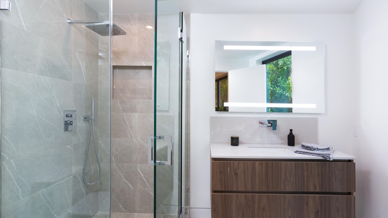 Photo of Bathroom in Hollywood Hills West