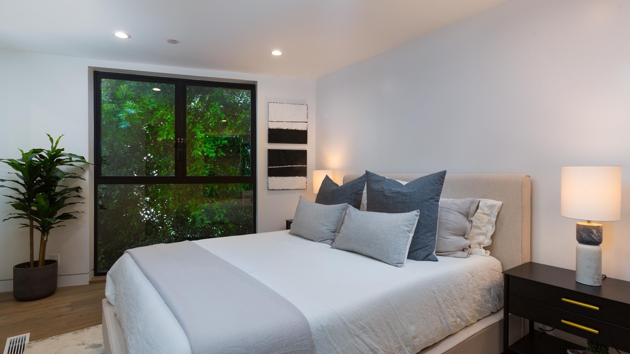 Photo of Bedroom in Hollywood Hills West