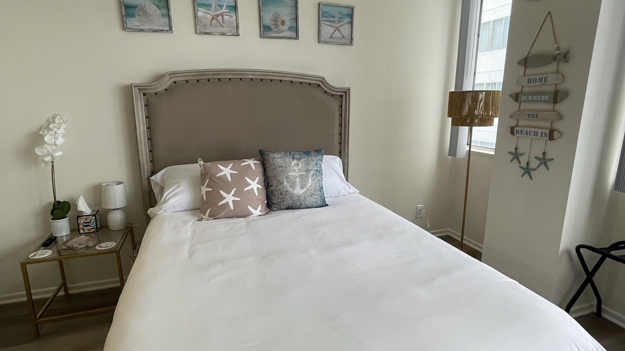 Photo of Bedroom in Downtown