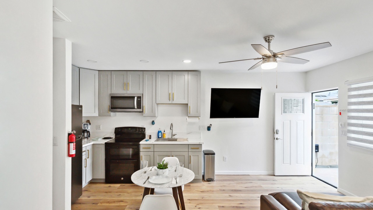 Photo of Kitchen in Reseda