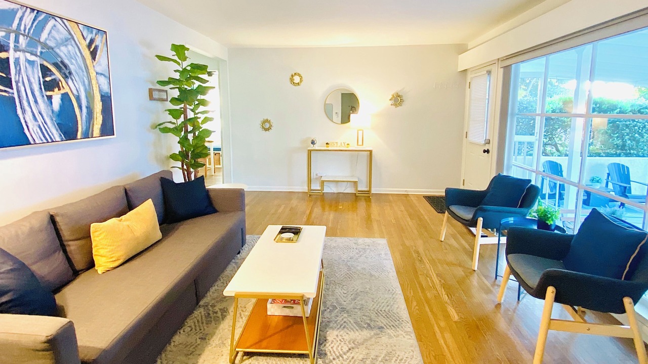 Photo of Bedroom in Los Altos