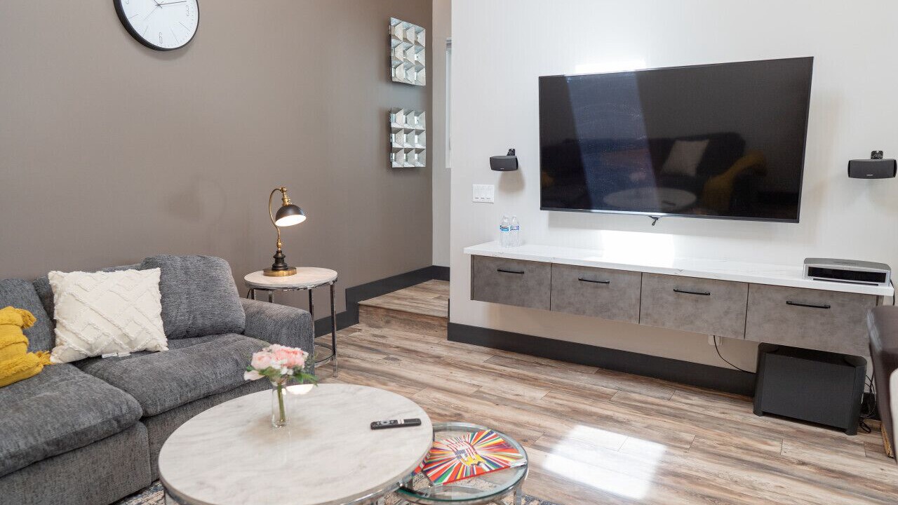 Photo of Livingroom in North Hollywood