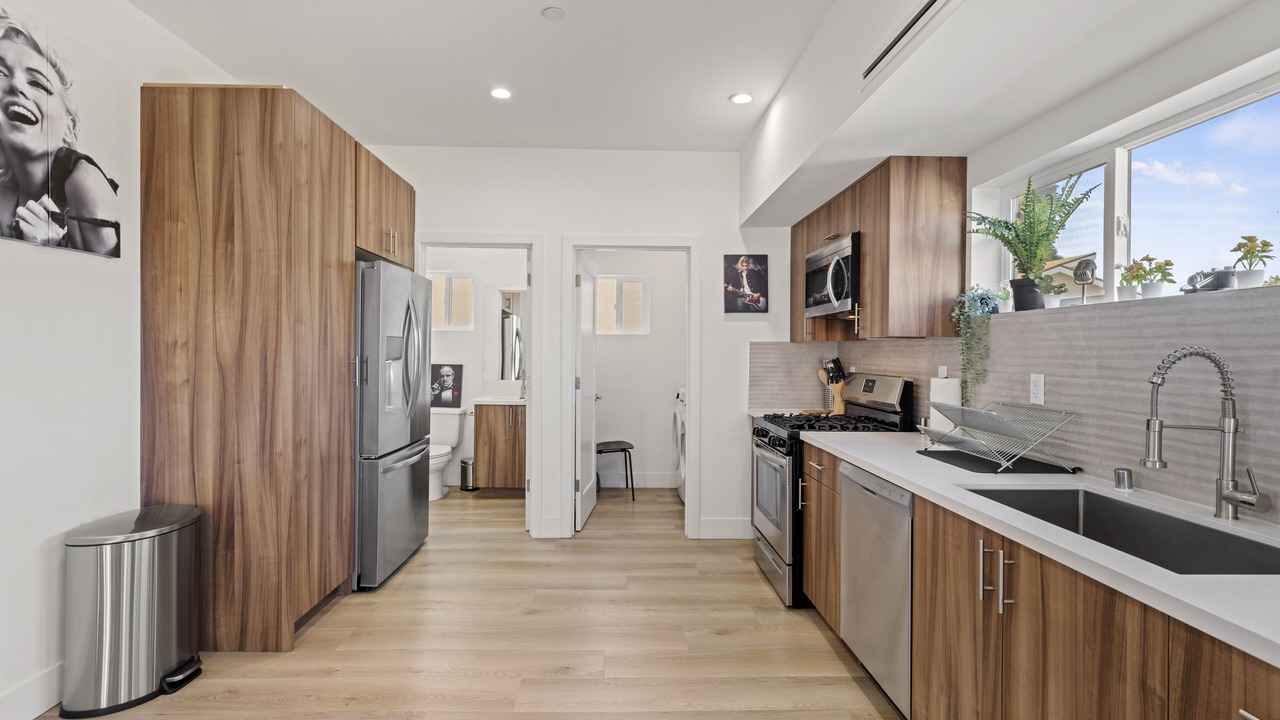 Photo of Kitchen in NoHo Arts District