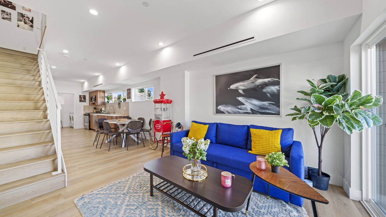 Photo of Livingroom in NoHo Arts District