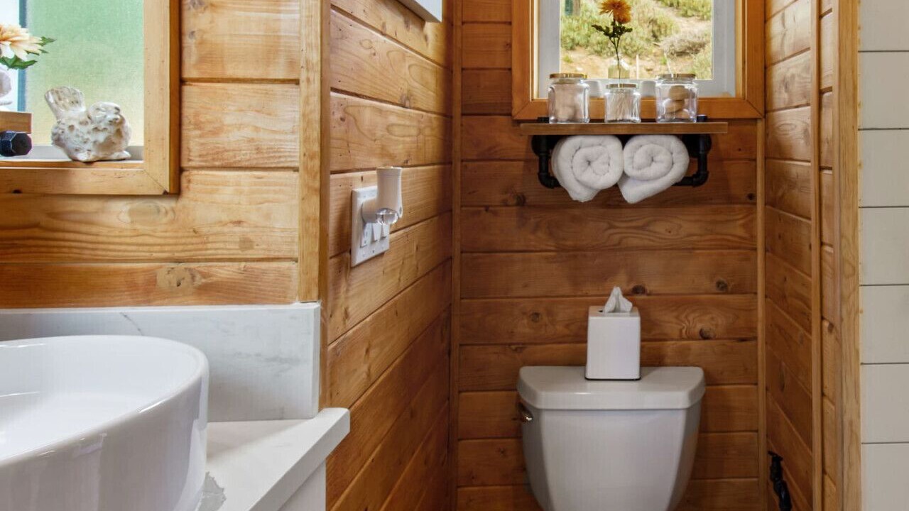 Photo of Bathroom in Canyon Country