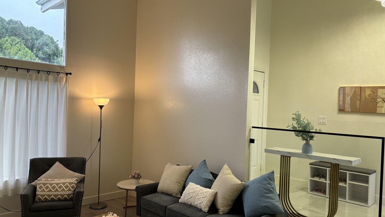 Photo of Livingroom in Rowland Heights