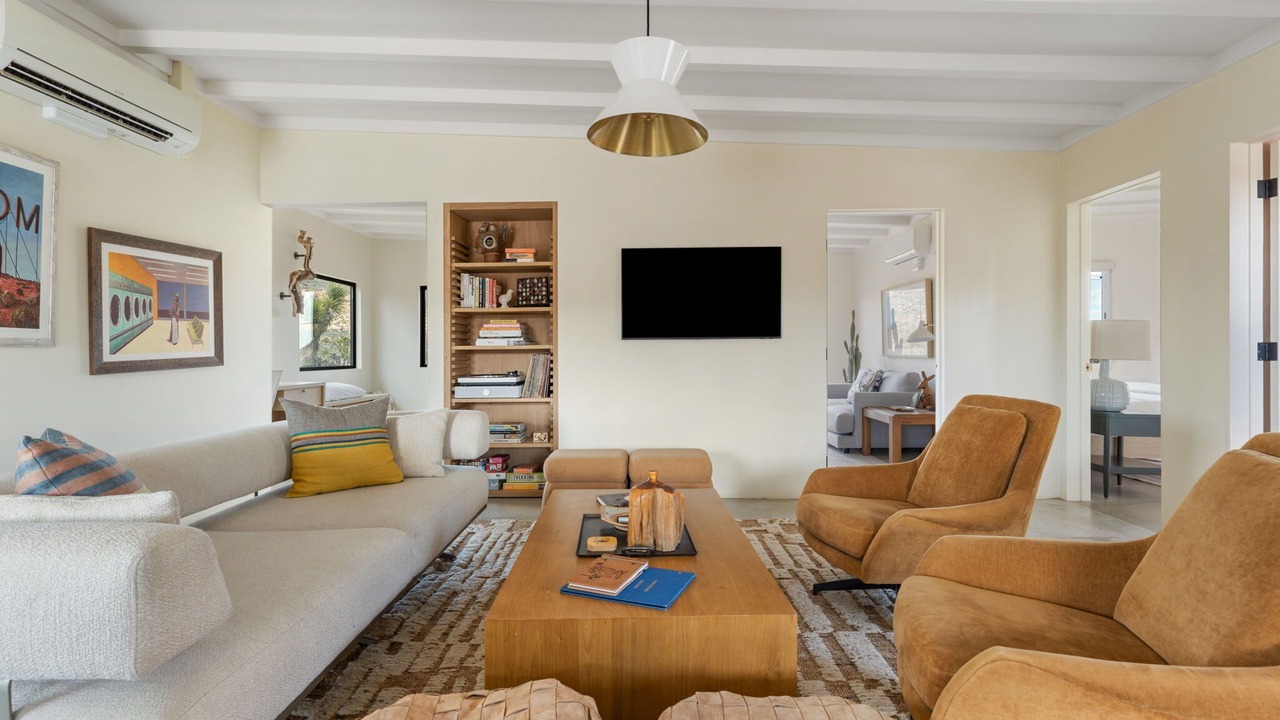 Photo of Livingroom in Pioneertown