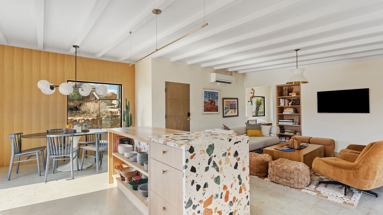 Photo of Livingroom in Pioneertown