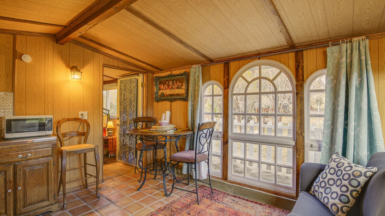 Photo of Bedroom in Morongo Valley