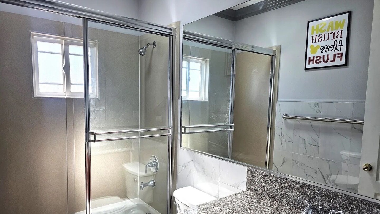 Photo of Bathroom in Midway City