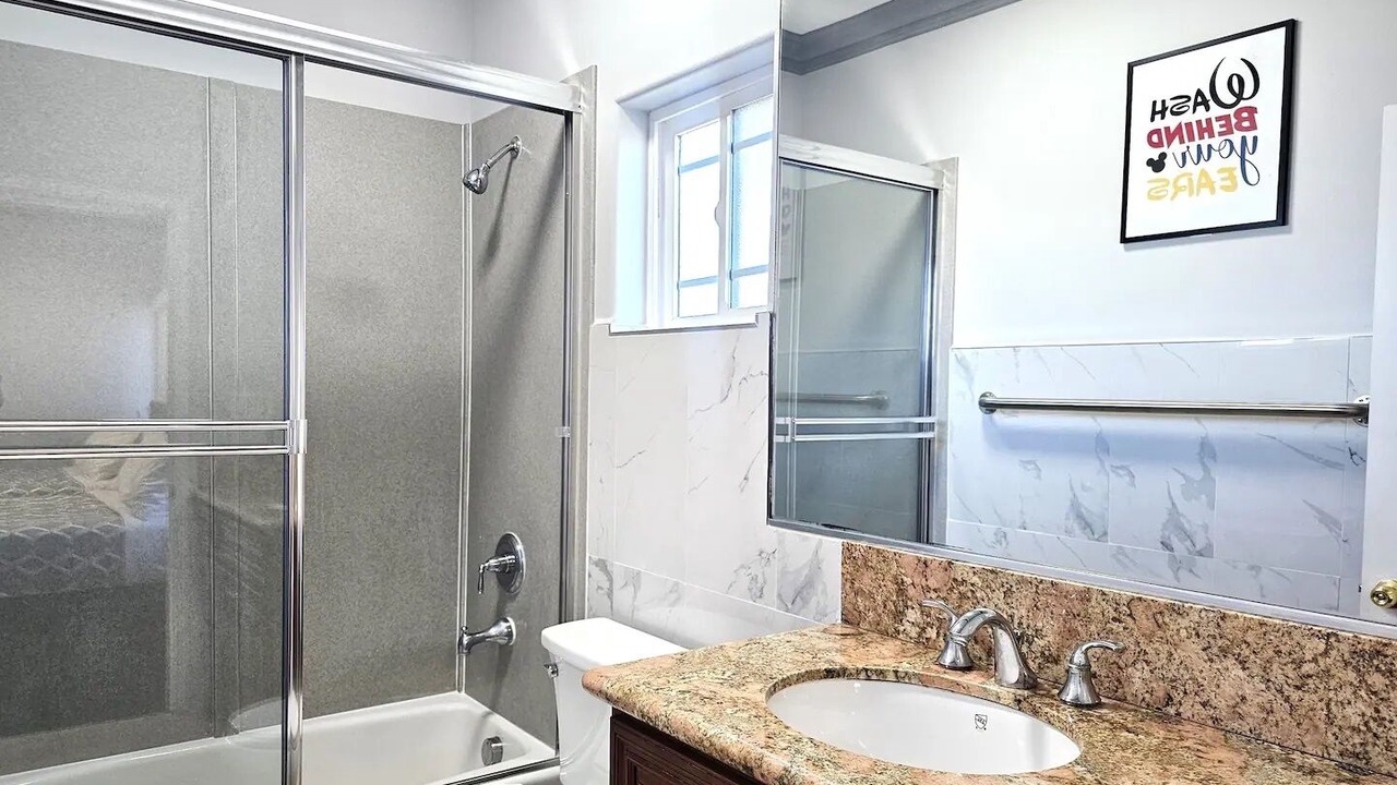 Photo of Bathroom in Midway City