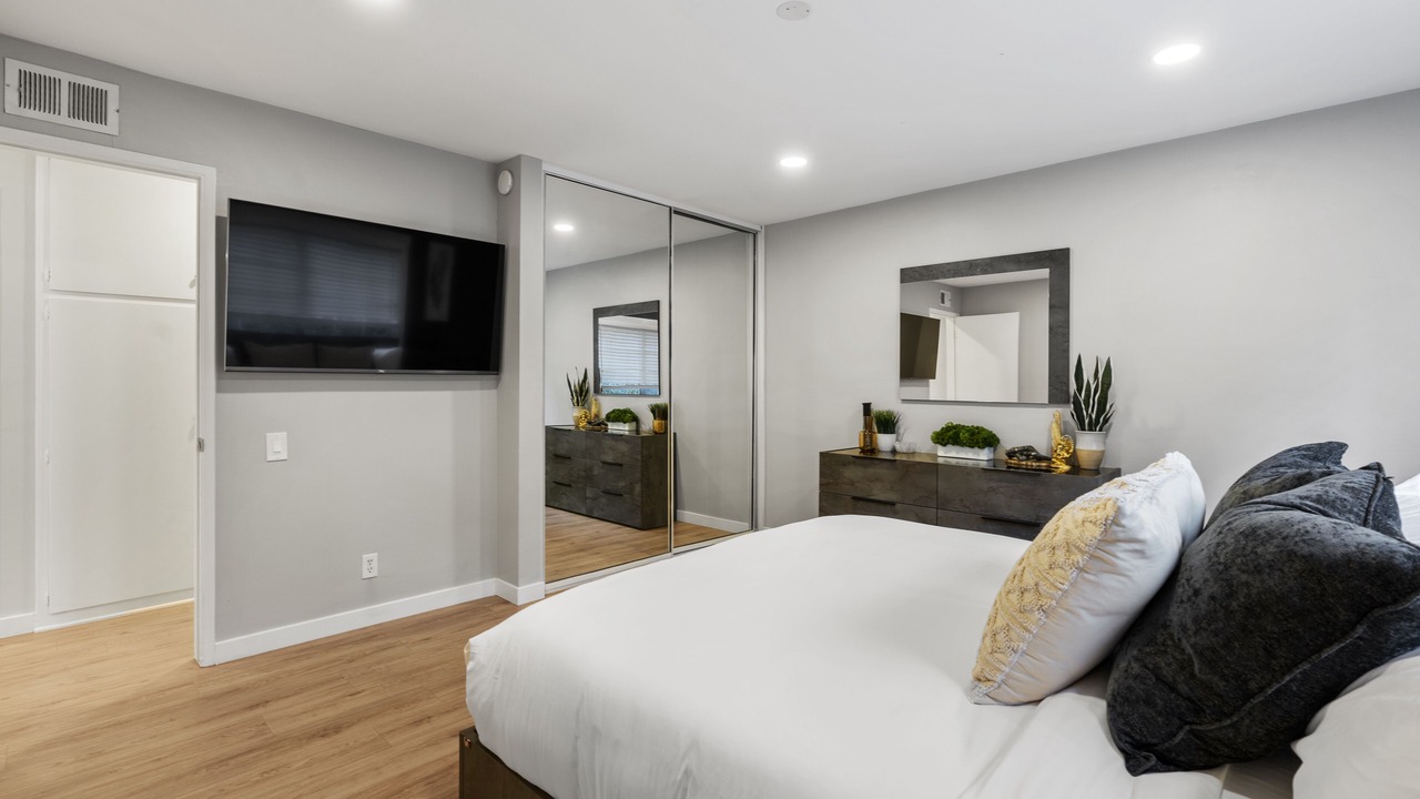 Photo of Bedroom in West Hills
