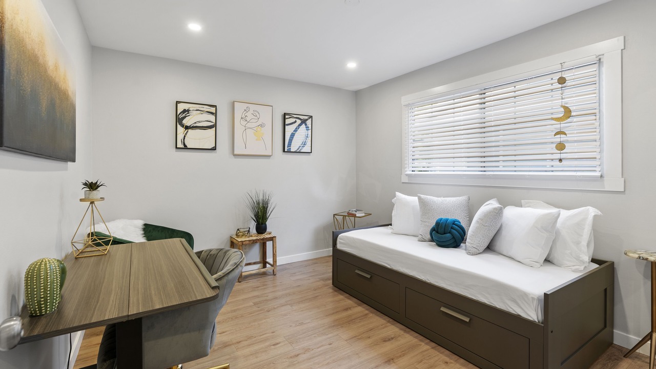 Photo of Bedroom in West Hills