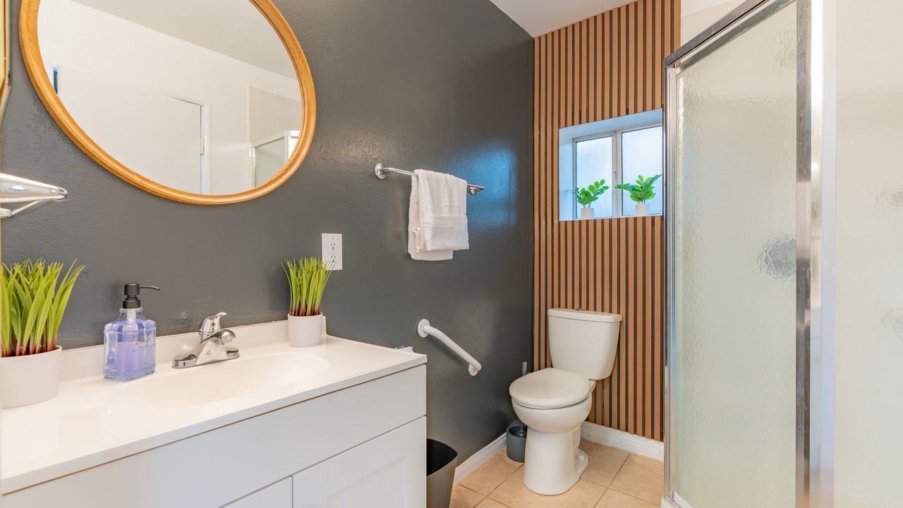 Photo of Bathroom in Lakewood Village