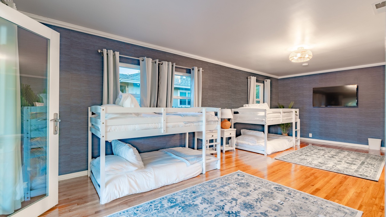 Photo of Bedroom in Lakewood Village
