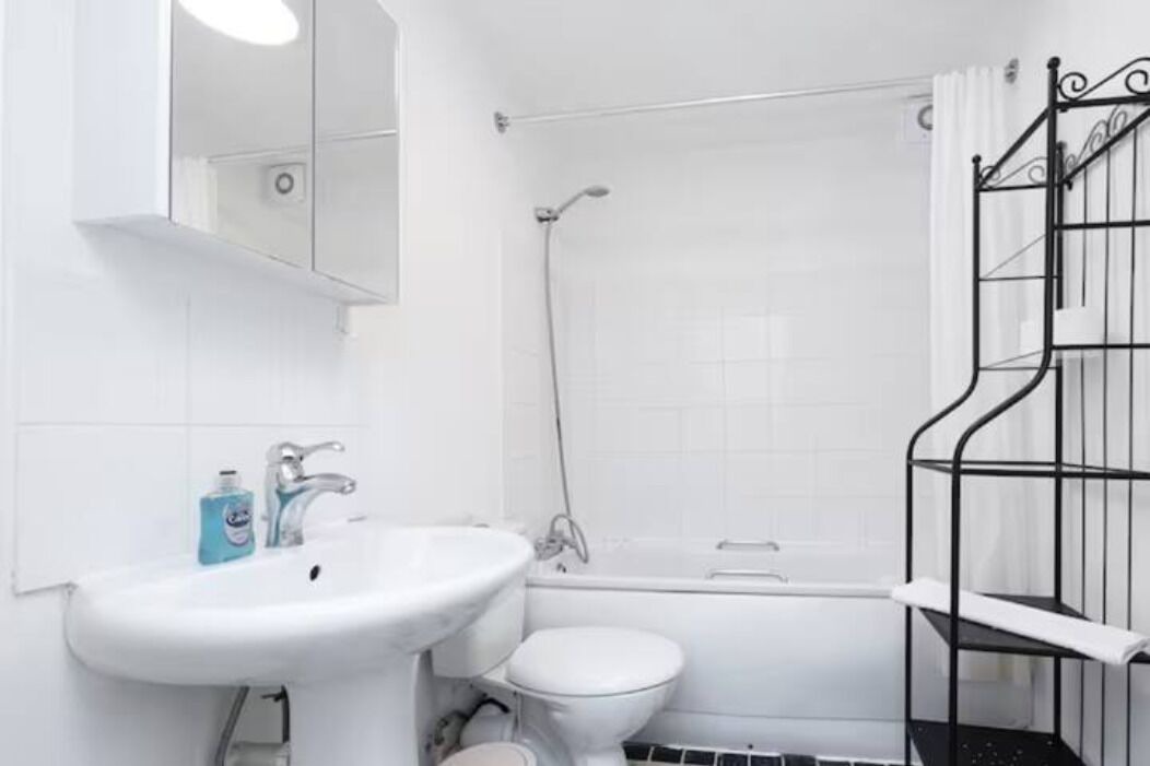 Photo of Bathroom in Spitalfields
